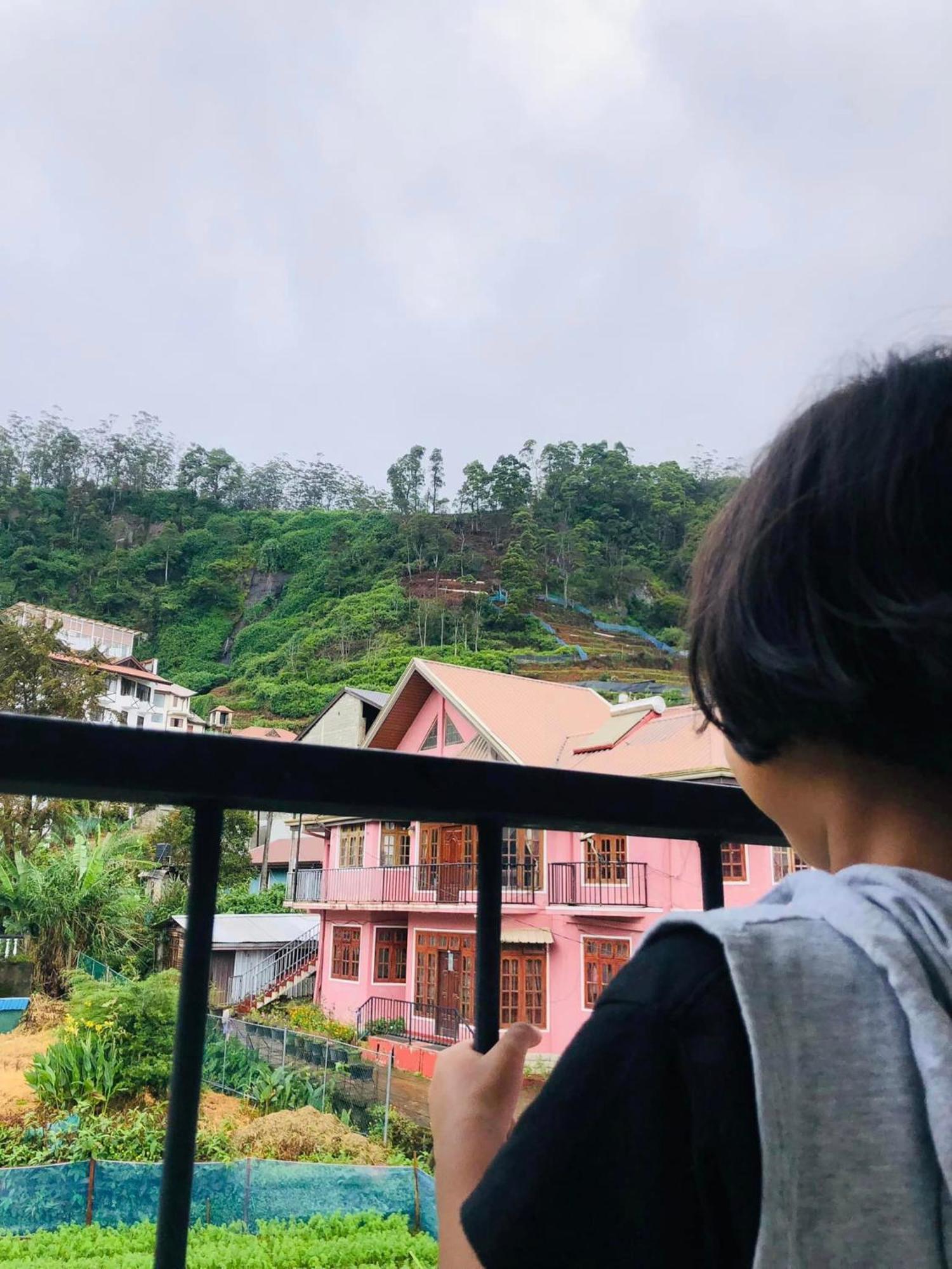R21 Nuwara Eliya Hotel Bagian luar foto