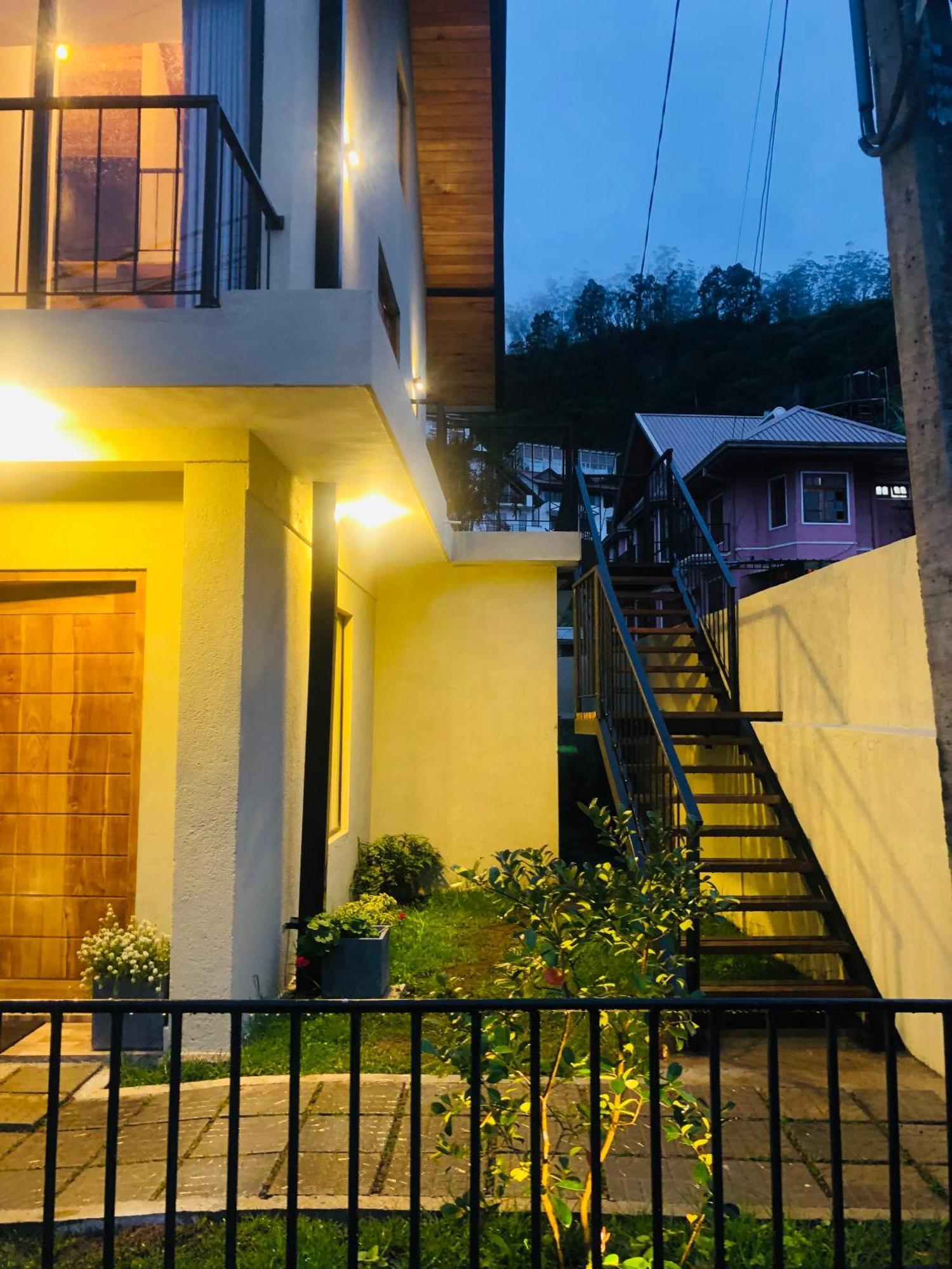R21 Nuwara Eliya Hotel Bagian luar foto