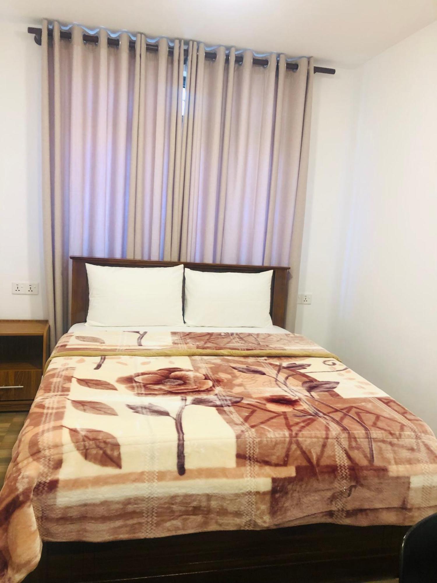 R21 Nuwara Eliya Hotel Bagian luar foto